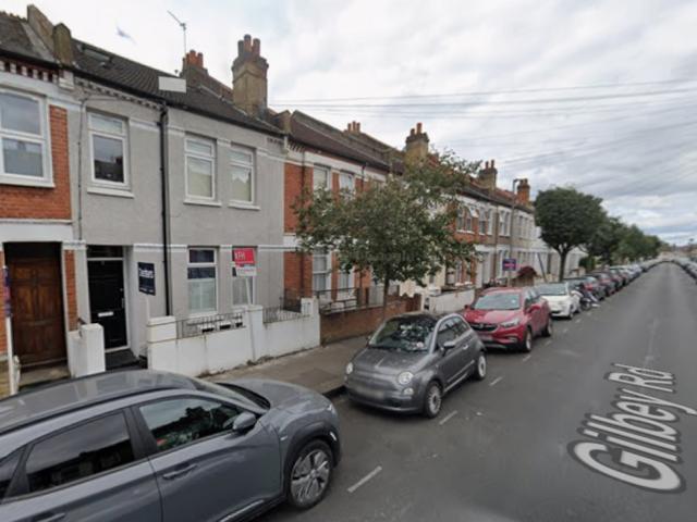 Flat for rent in London Borough of Wandsworth, Greater London