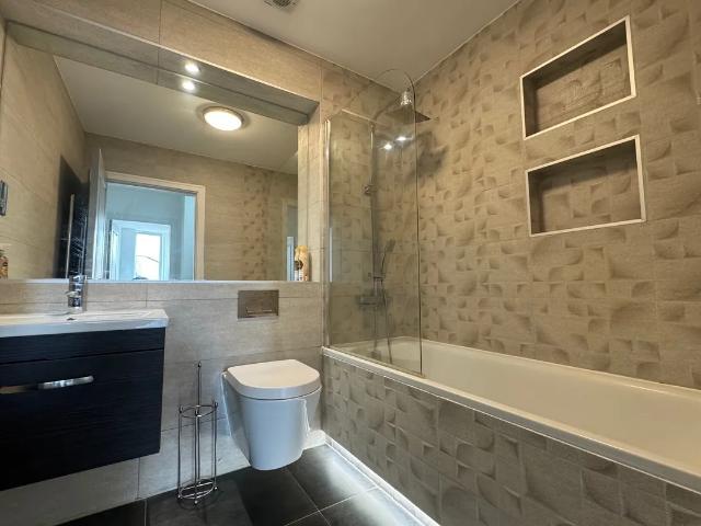 Flat for rent in Upperton, Eastbourne