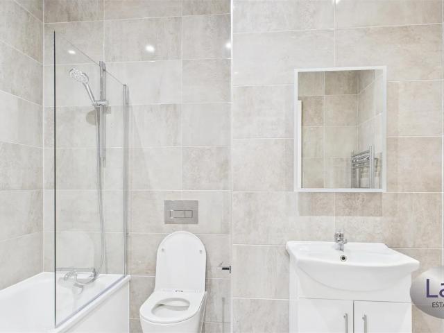 Flat for rent in Pin Green Industrial Area, Shephall