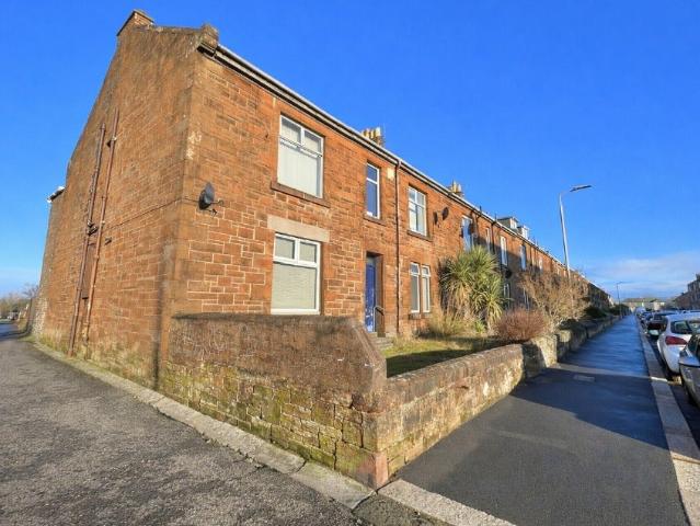 Flat for rent in Muirhead, Troon