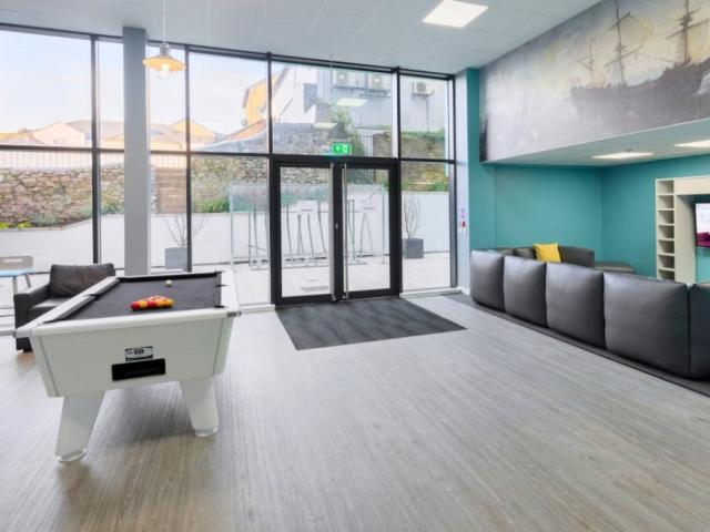 Flat for rent in Greenbank, Mount Wise