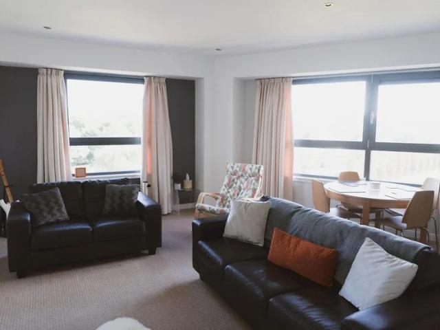 Flat for rent in Thornwood, Partick