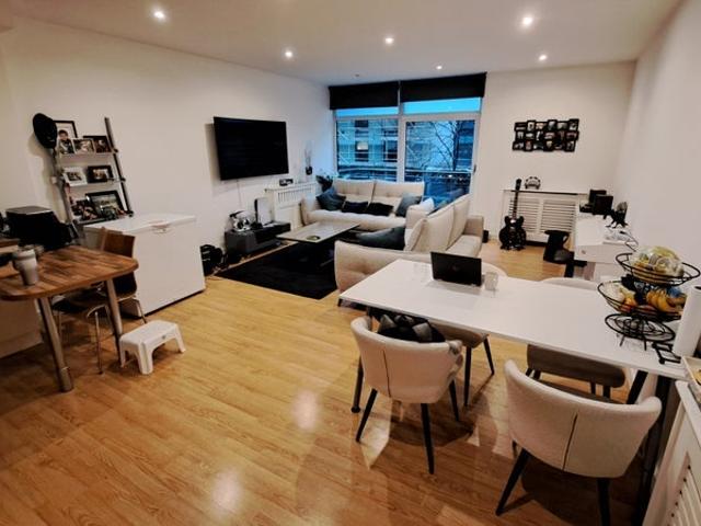 Flat for rent in Thornwood, Partick