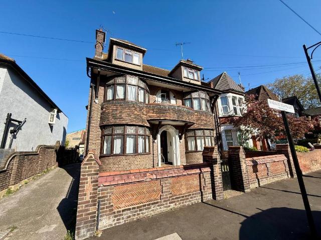 Flat for rent in Broomfield, Chelmsford