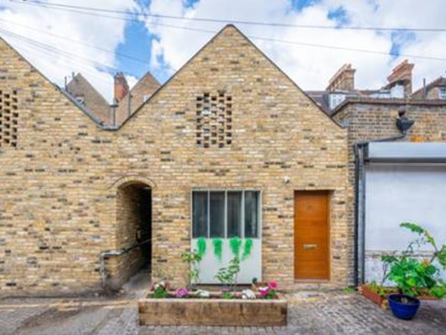 Flat for rent in Streatham, Streatham