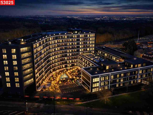 Flat for rent in Cockfosters, Greater London