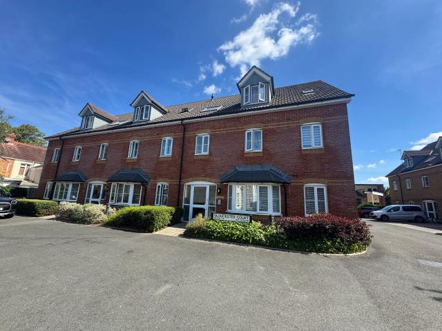 Flat for rent in Firepool, Rumwell