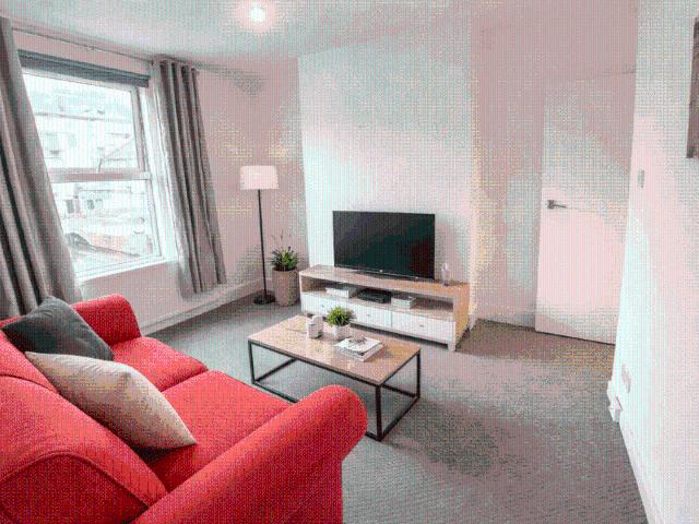Flat for rent in Maindy, Cardiff