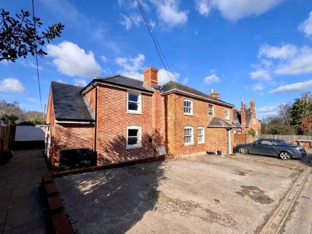 Flat for rent in Priest Down, Hampshire
