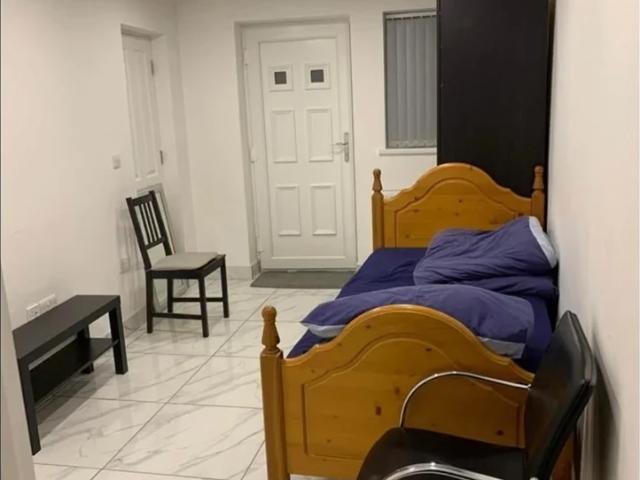 Flat for rent in Slough