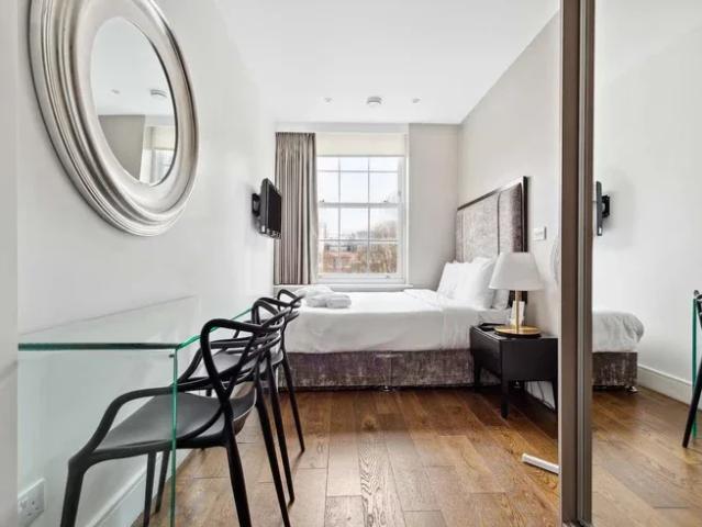 Flat for rent in Soho, Greater London