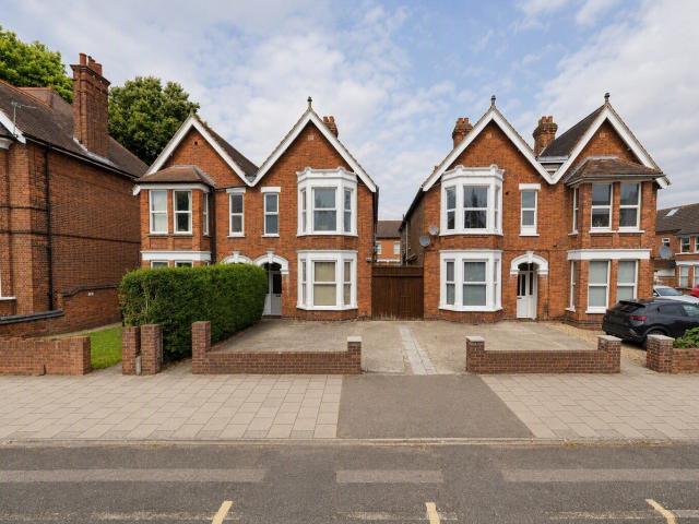 Flat for rent in Castle, Bedford