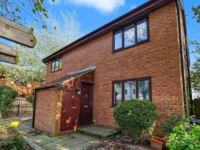 Flat for rent in Ingol, Preston