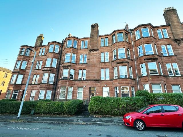 Flat for rent in The Drives, Glasgow