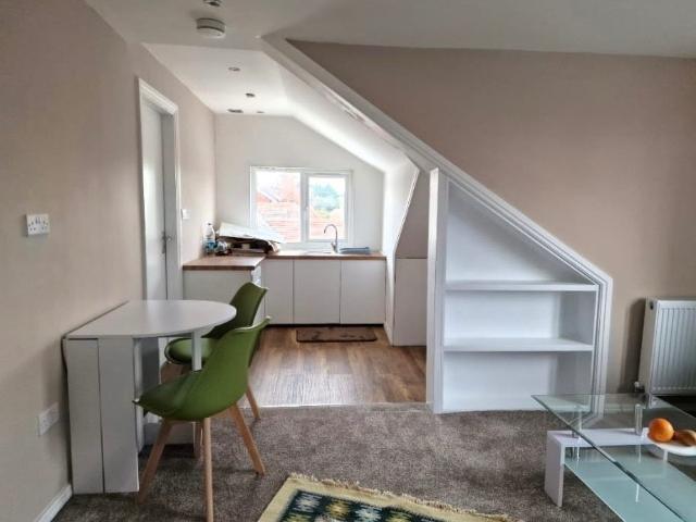 Flat for rent in London Borough of Barnet, Greater London