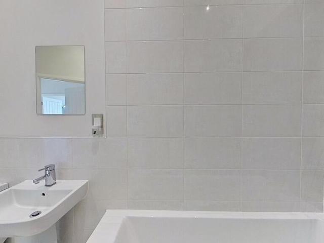 Flat for rent in Victoria Riverside, Leeds