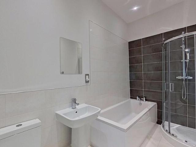 Flat for rent in Victoria Riverside, Leeds