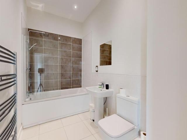 Flat for rent in Victoria Riverside, Leeds