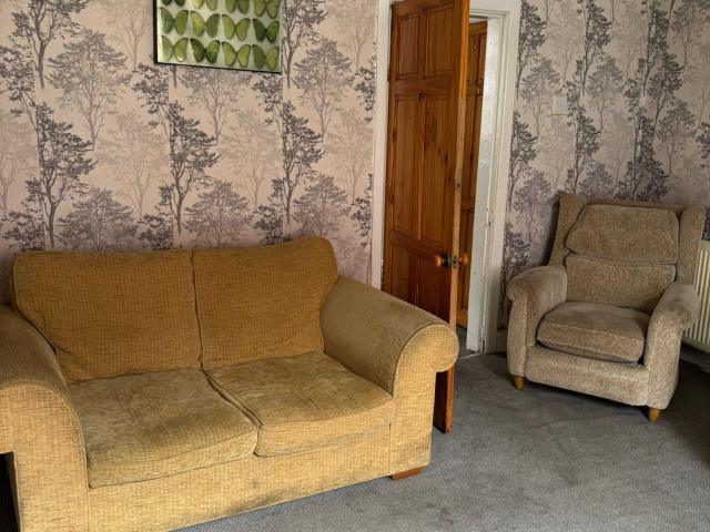 Flat for rent in Rawmarsh, Parkgate