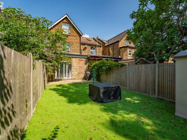 Apartment for rent in London Borough of Ealing, Greater London