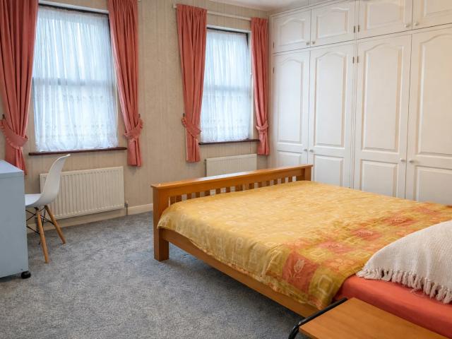 Room for rent in Strood