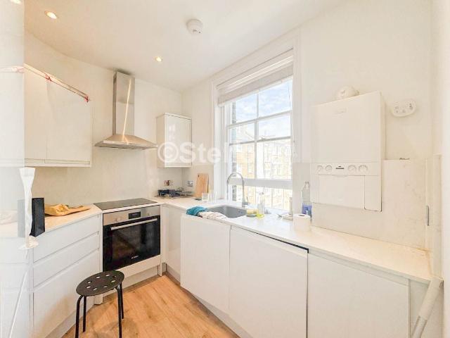 Flat for rent in Camden Town, East Marylebone