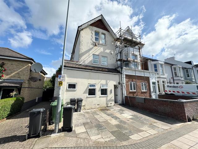 Flat for rent in Southsea, City Of Portsmouth