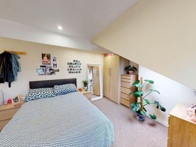 Flat for rent in Headingley Hill, Headingley