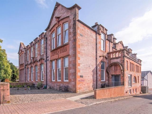 Flat for rent in Alloa, Scotland