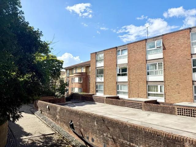 Flat for rent in Greater London