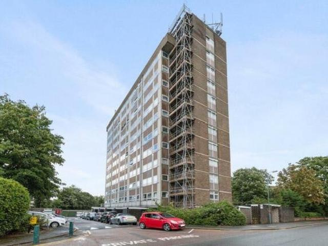 Flat for rent in Carshalton Beeches, Greater London