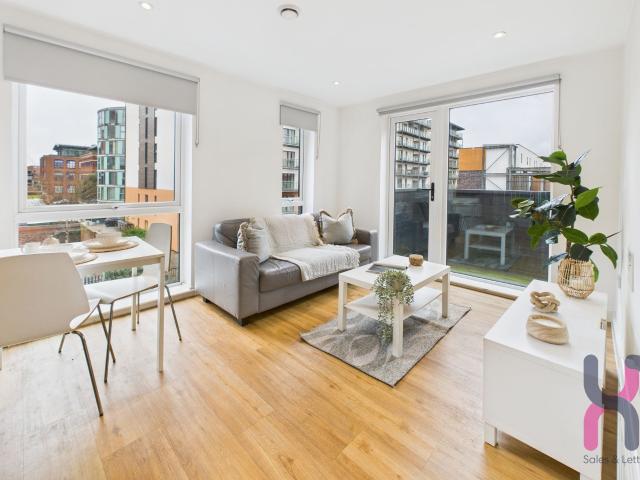 Flat for rent in Georgia, Greater Manchester