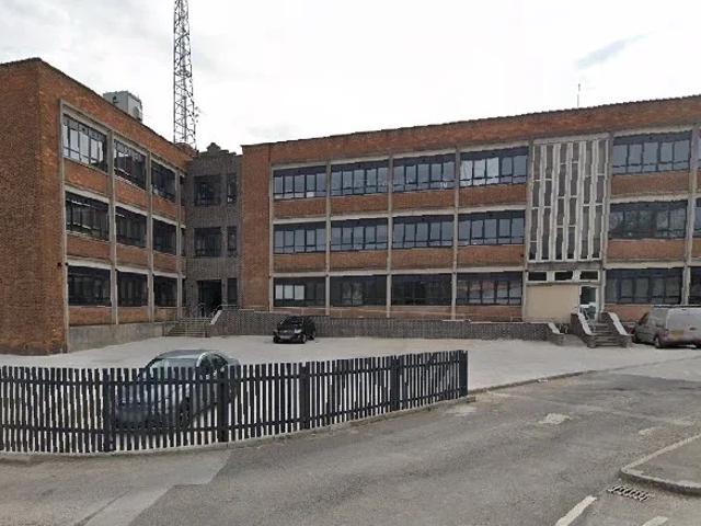 Flat for rent in Berry Hill, Potters Corner