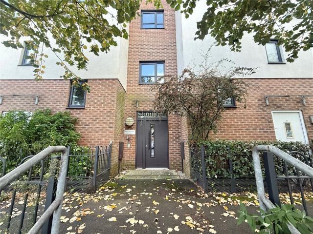 Flat for rent in Higher Broughton, Salford