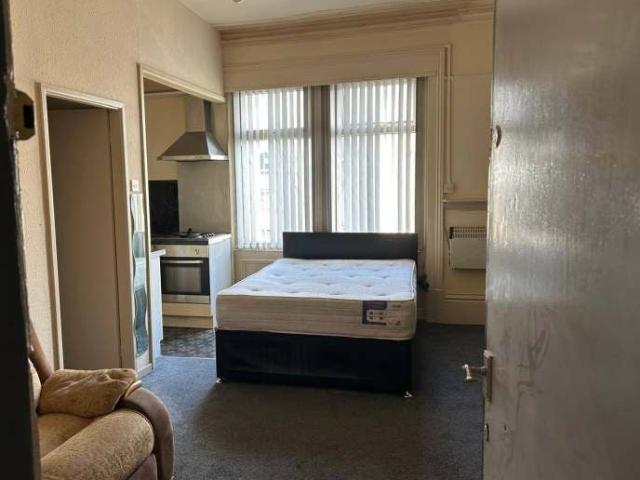 Flat for rent in Great Horton, West Yorkshire