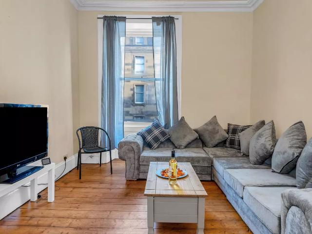 Flat for rent in Holyrood, City of Edinburgh