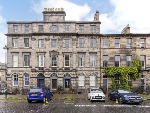 Flat for rent in Silvermills, New Town