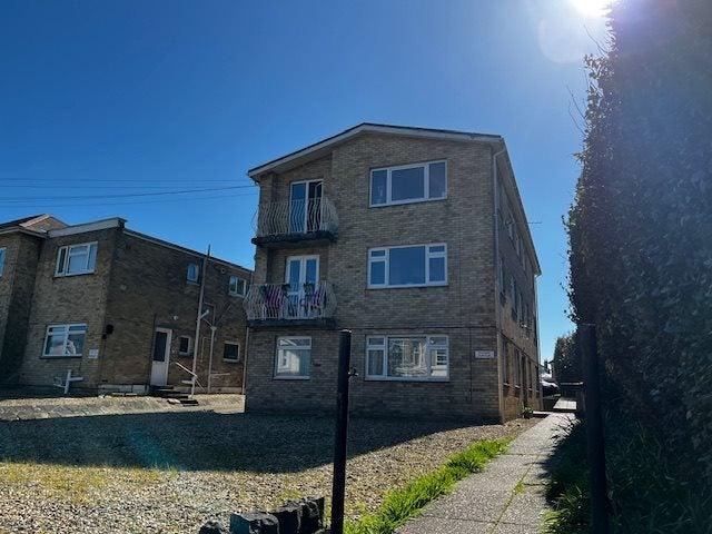 Flat for rent in Elmfield, Ryde
