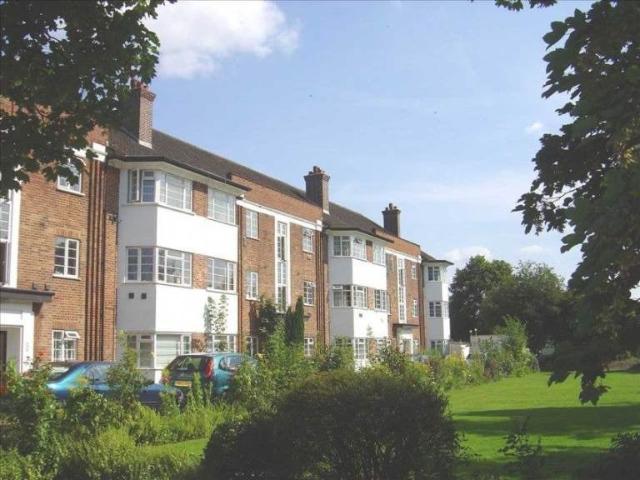 Flat for rent in London Borough of Hounslow, Osterley