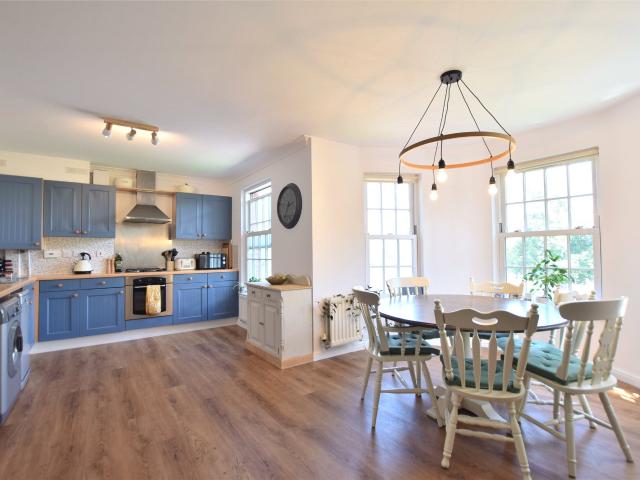 Flat for rent in Wotton, Gloucester