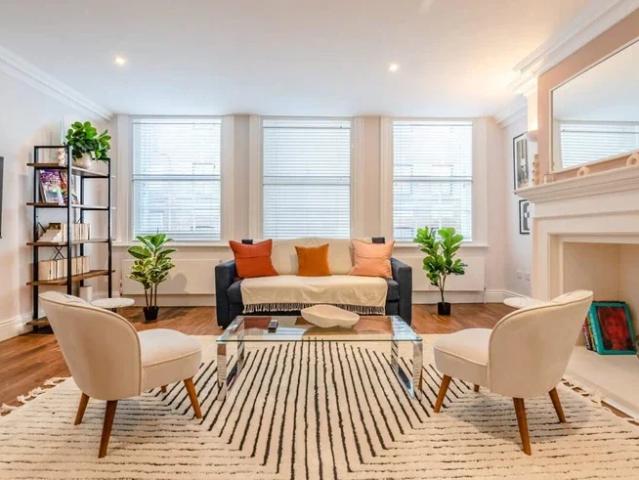 Flat for rent in Soho, Greater London