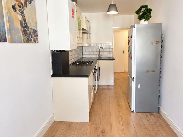 Flat for rent in London Borough of Redbridge, Greater London
