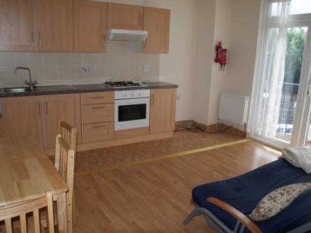 Flat for rent in Woodberry Down, Stoke Newington
