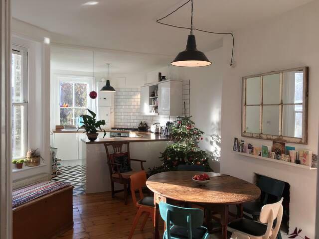 Flat for rent in Highbury, Greater London