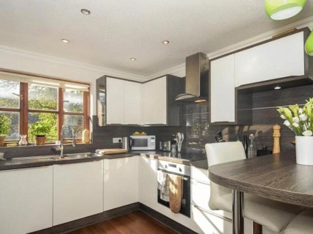 Flat for rent in Barton, The Slade