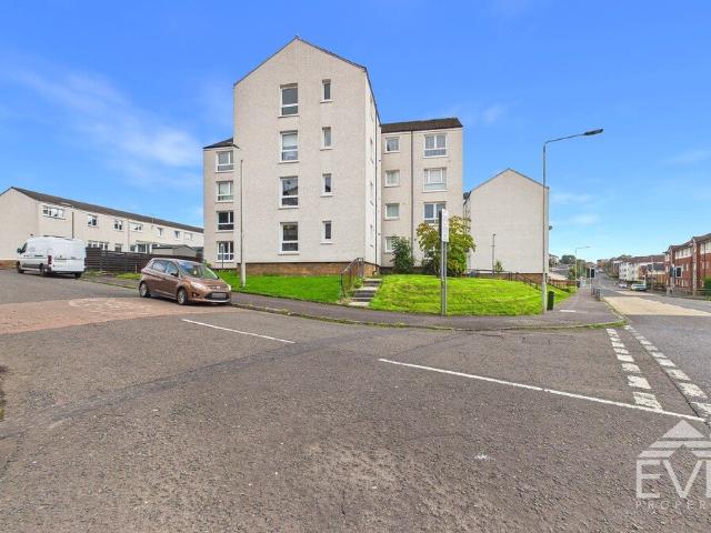 Flat for rent in Clydebank, Scotland