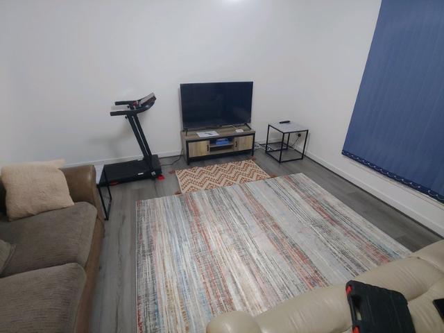 Flat for rent in Yoker, Scotland
