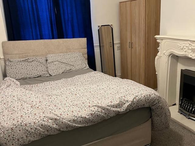 Flat for rent in Armley, West Yorkshire