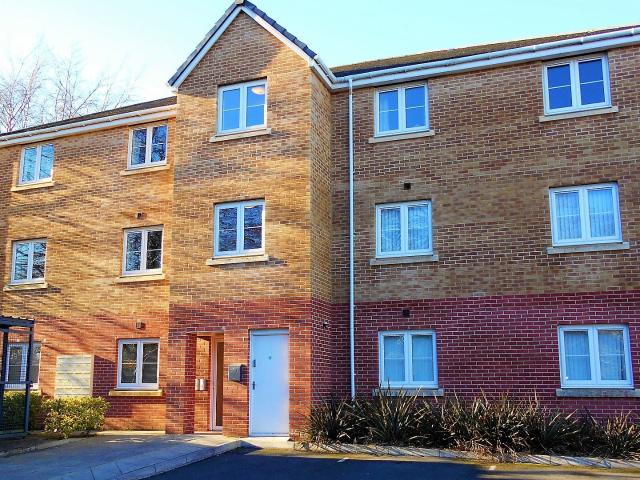 Flat for rent in Falcon Lodge, Wales