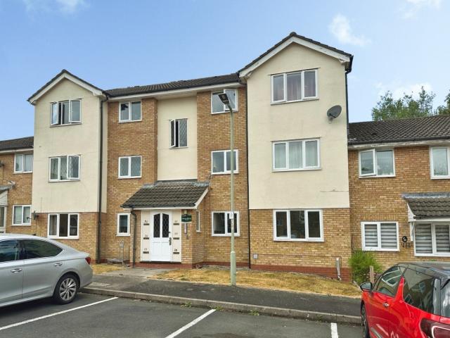 Flat for rent in Woodside, Telford